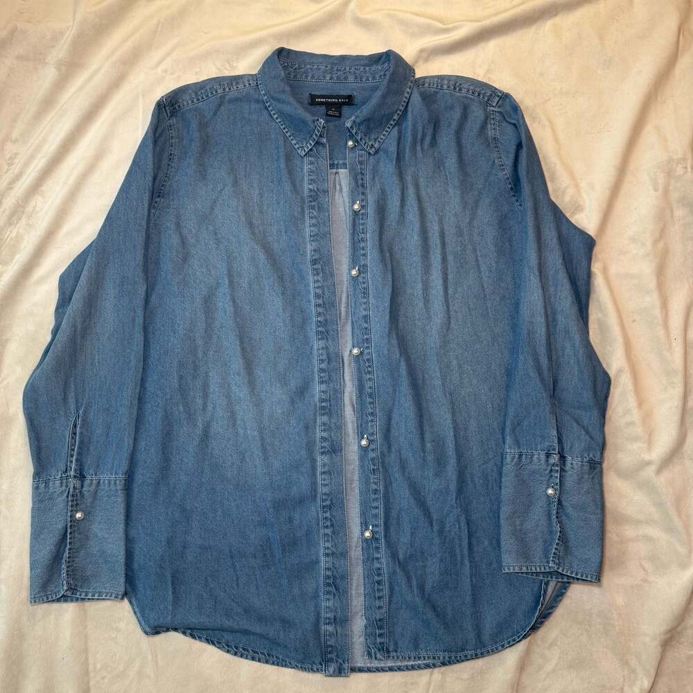 Navy Women's Denim Button Down Shirt Size M Pearl Buttons